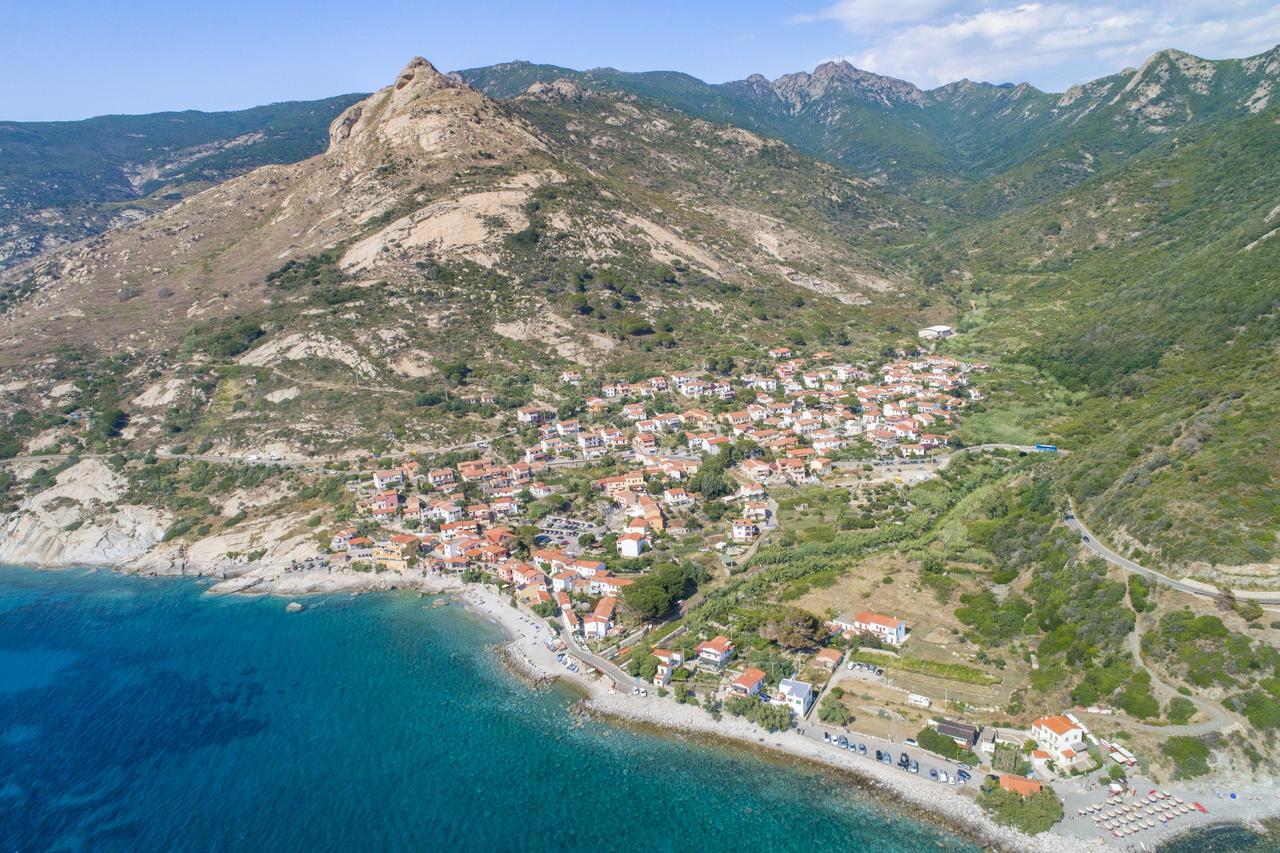 L'Ogliera Appartamenti Dell'Aia Pomonte Eksteriør billede